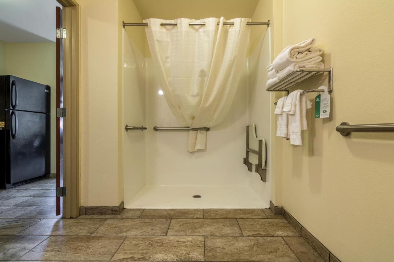 Cobblestone Inn & Suites - Barron Dış mekan fotoğraf